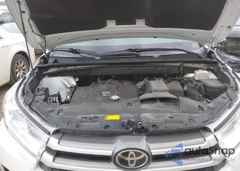 2018 Toyota Highlander Xle из США, поврежденный, VIN 5TDJZRFH7JS834180